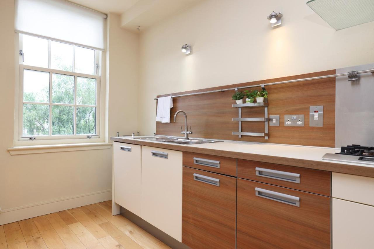Joivy Spacious 2 Bed,2 Bath Flat, Free Parking And Rooftop Terrace 爱丁堡 外观 照片