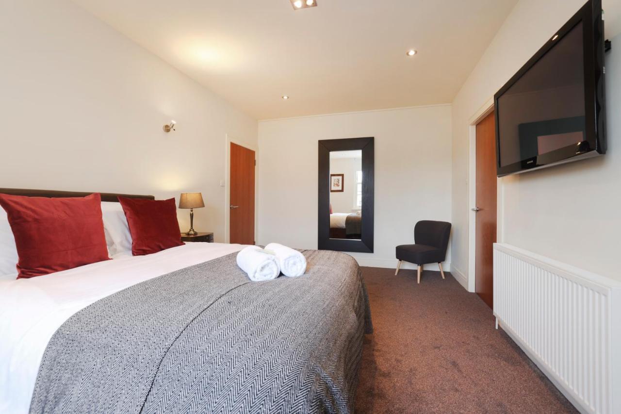 Joivy Spacious 2 Bed,2 Bath Flat, Free Parking And Rooftop Terrace 爱丁堡 外观 照片