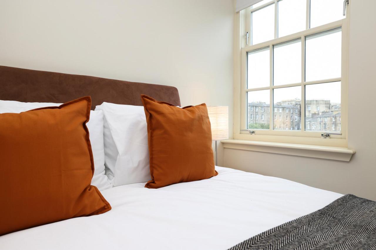 Joivy Spacious 2 Bed,2 Bath Flat, Free Parking And Rooftop Terrace 爱丁堡 外观 照片