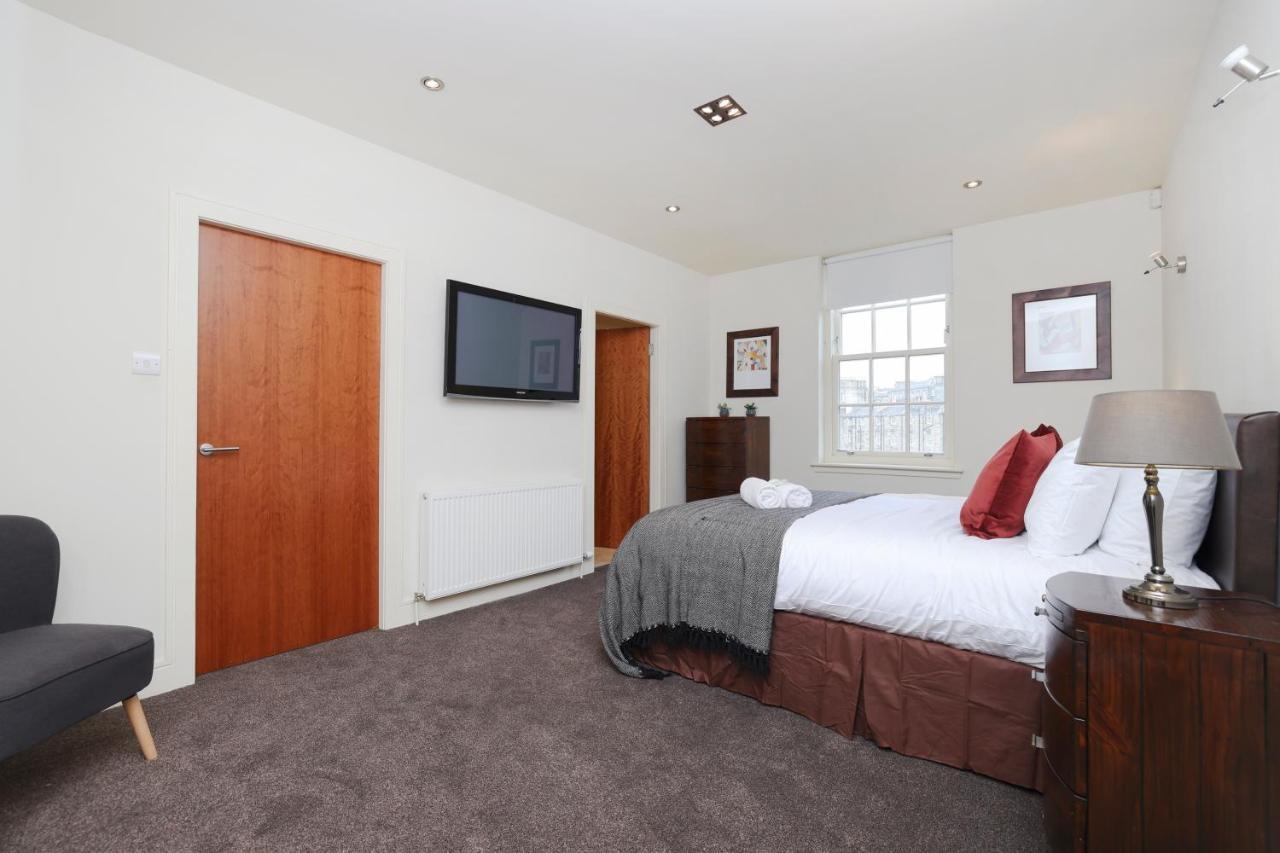 Joivy Spacious 2 Bed,2 Bath Flat, Free Parking And Rooftop Terrace 爱丁堡 外观 照片