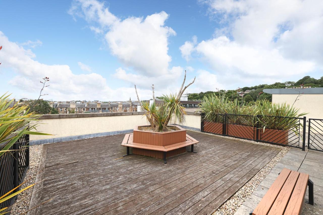 Joivy Spacious 2 Bed,2 Bath Flat, Free Parking And Rooftop Terrace 爱丁堡 外观 照片